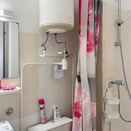 Joli F2 Avec Balcon, Animaux Acceptes - Fr-1-451-216 *