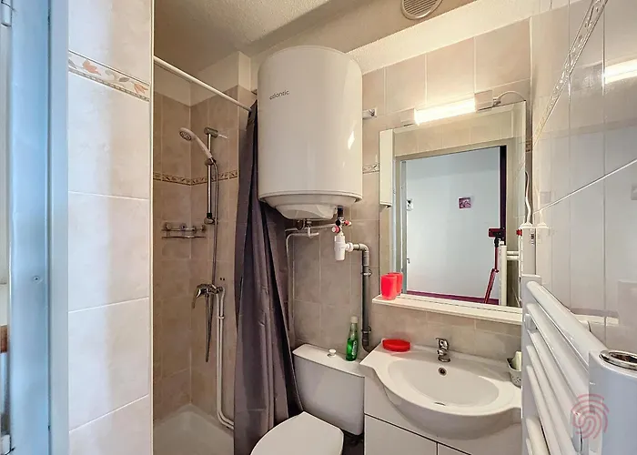 Joli F2 Avec Balcon, Animaux Acceptes - Fr-1-451-216 Apartamento *